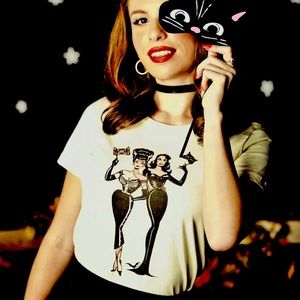 NWT Mischief Made “MASQUERADE FITTED TEE “ ivory/medium